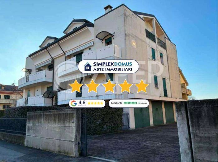 Appartamento quadrilocale in vendita in via Della Croce Verde, Centro San Tommaso, Albignasego