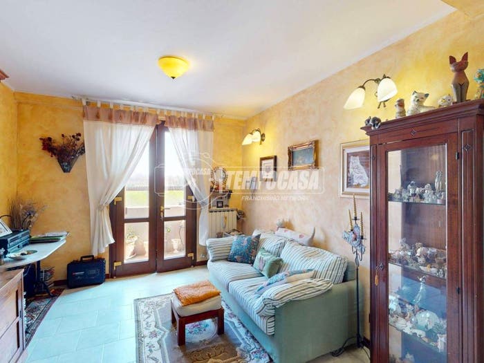 Appartamento trilocale in vendita in Via Roma d, Centro, Comazzo