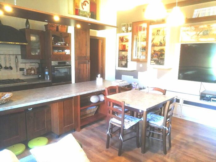 Appartamento trilocale in vendita in Via Don A Folloni, Villanova, Reggiolo