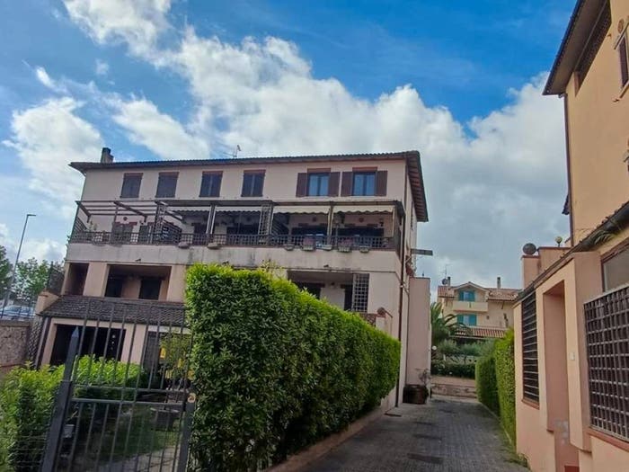 Appartamento con 5 locali in vendita in Via Caravaggio, Casalone, Grosseto