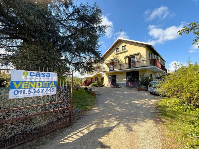 Casa con 6 locali in vendita in Strada Madonna della Scala, Zona Periferica, Chieri