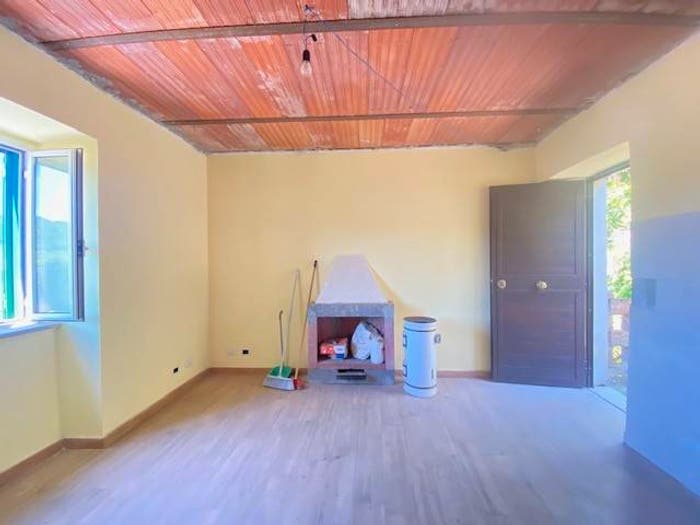 Appartamento trilocale in vendita in Via Subiaco, Gerano