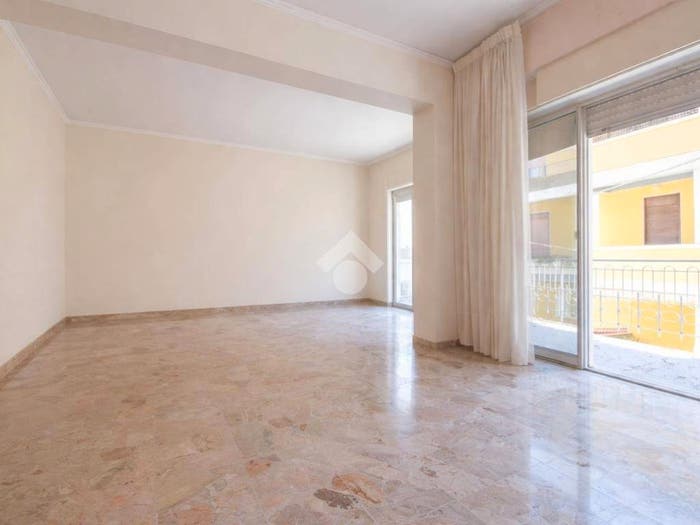 Appartamento quadrilocale in vendita in Salita Catena, Litoranea Panoramica, Messina