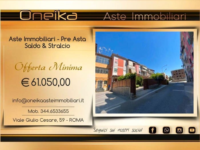Appartamento con 5 locali in vendita in Via Alfredo Pecchia, Arzano