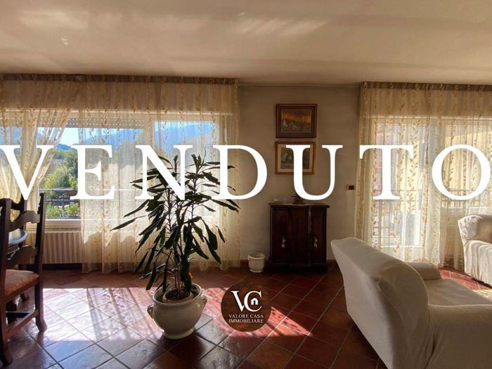 Appartamento quadrilocale in vendita in Via Armando Diaz, Castelnuovo