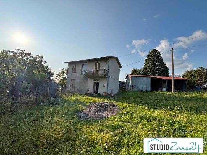 Casa con 5 locali in vendita in Centro, Montecastrilli