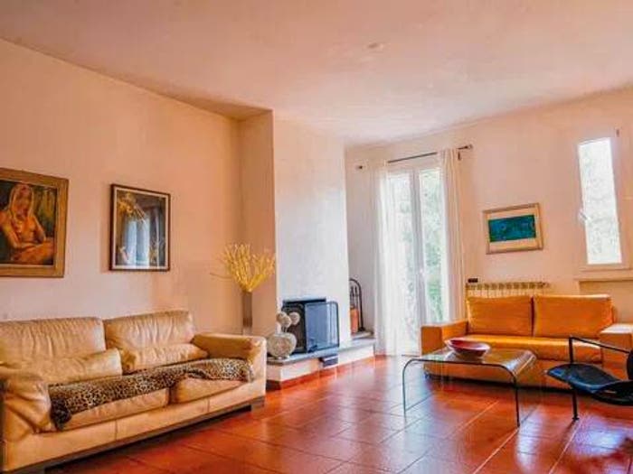 Appartamento trilocale in vendita in Via Luigi Colombo, Centro, Lavena Ponte Tresa