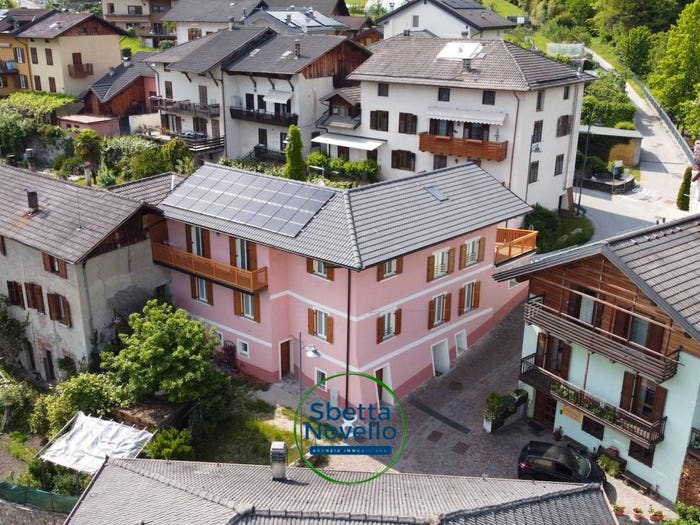 Casa quadrilocale in vendita in Via Settembre, Carzano