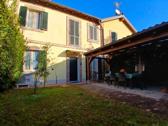 Casa trilocale in vendita in Campo Coni, Pavia