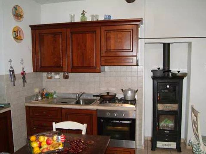 Casa con 6 locali in vendita in Casoli No Number, Camaiore Paese, Camaiore