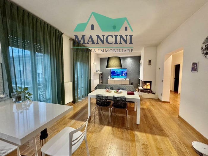 Appartamento quadrilocale in vendita in XX SETTEMBRE, Gallodoro Prato, Jesi