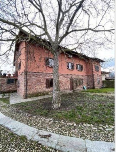 Casa con 6 locali in vendita in Regione Bussonrotondo, Scalenghe