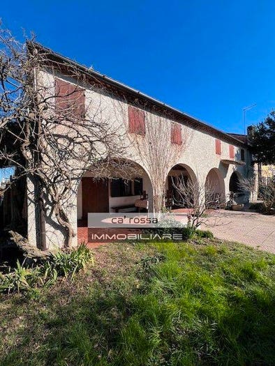 Casa con 6 locali in vendita in Zeminiana, Massanzago