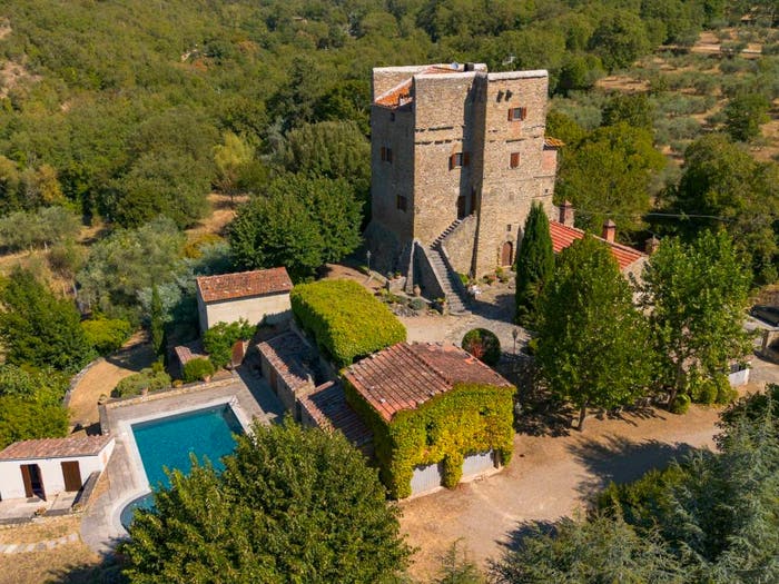 Casa con 6 locali in vendita in Pergo, Il Passaggio, Cortona