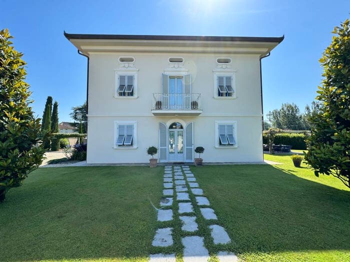 Casa con 6 locali in vendita in Via di Tofori, Camigliano, Capannori