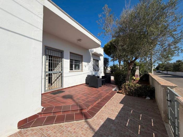 Casa con 6 locali in vendita in Torre Suda, Racale