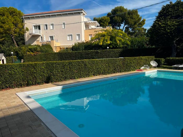 Appartamento trilocale in vendita in Via Guglielmo Marconi, Centro, Sirolo