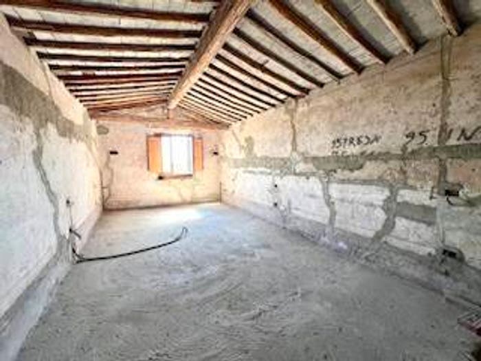 Appartamento quadrilocale in vendita in Castelfranco di Sotto, Centro