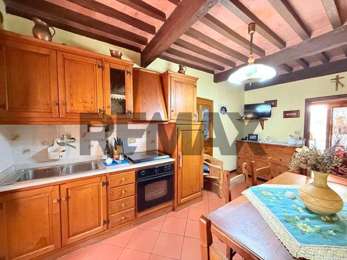 Casa con 6 locali in vendita in via della fontana, Vitiana, Coreglia Antelminelli