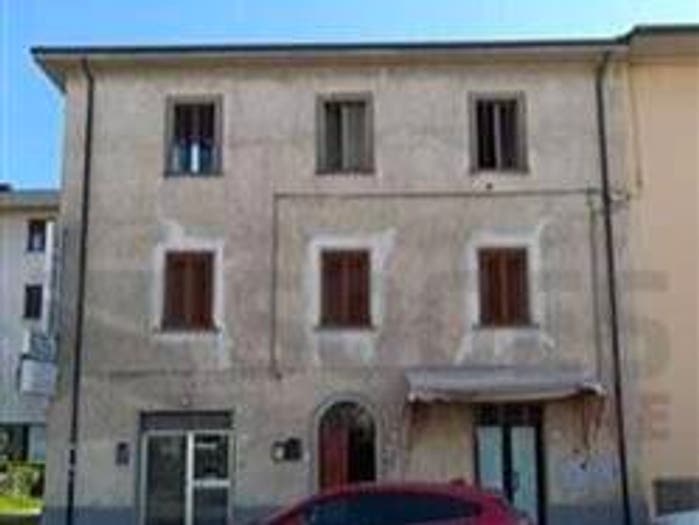Appartamento con 5 locali in vendita in Pescaiola, Arezzo