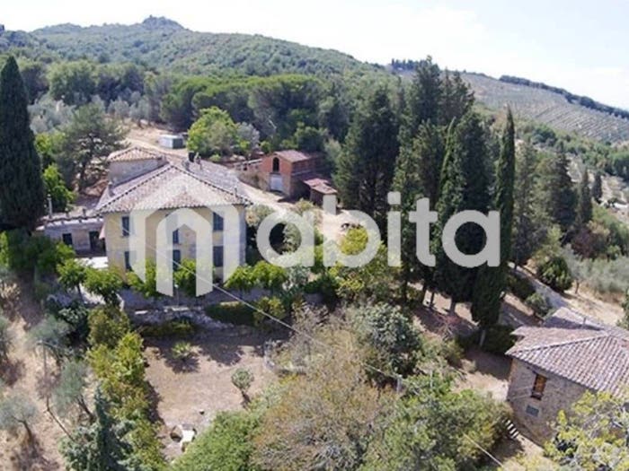 Casa con 6 locali in vendita in via di val d'ambra, Centro, Bucine