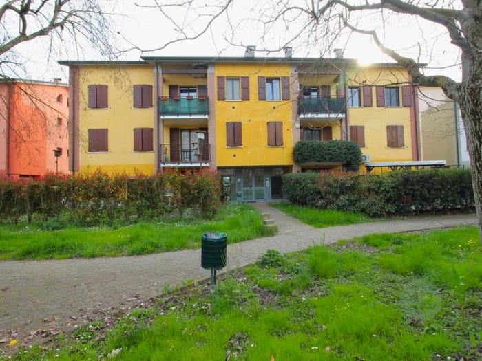 Appartamento quadrilocale in vendita in Via Coniugi Santachiara, Centro, Rio Saliceto