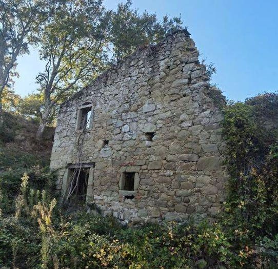 Casa con 6 locali in vendita in Vocabolo Corgna, Umbertide