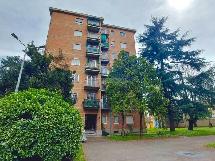 Appartamento trilocale in vendita in Piazza San Giuseppe, Bignami Ponale, Milano