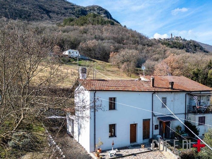 Casa trilocale in vendita in Via Spinacceto, Greccio