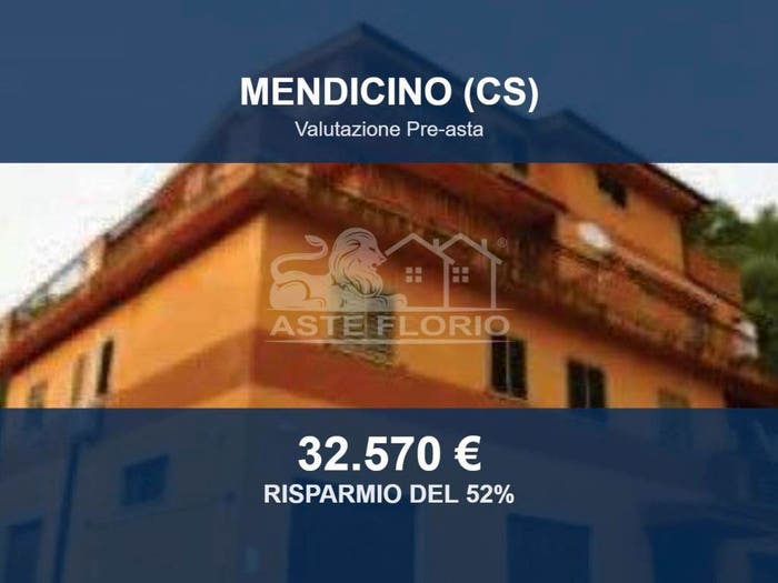 Appartamento quadrilocale in vendita in Via Rosario Romeo, Centro, Mendicino