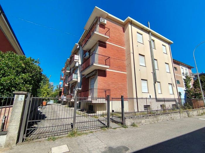 Appartamento quadrilocale in vendita in Via Giuseppe Verdi, Centro, Castel San Pietro Terme