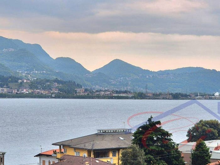 Appartamento trilocale in vendita in Via Papa Giovanni XXIII, Pescate