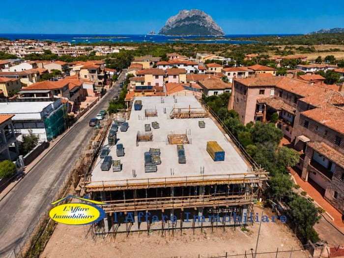 Appartamento quadrilocale in vendita in via g rossini, Porto San Paolo, Loiri Porto San Paolo