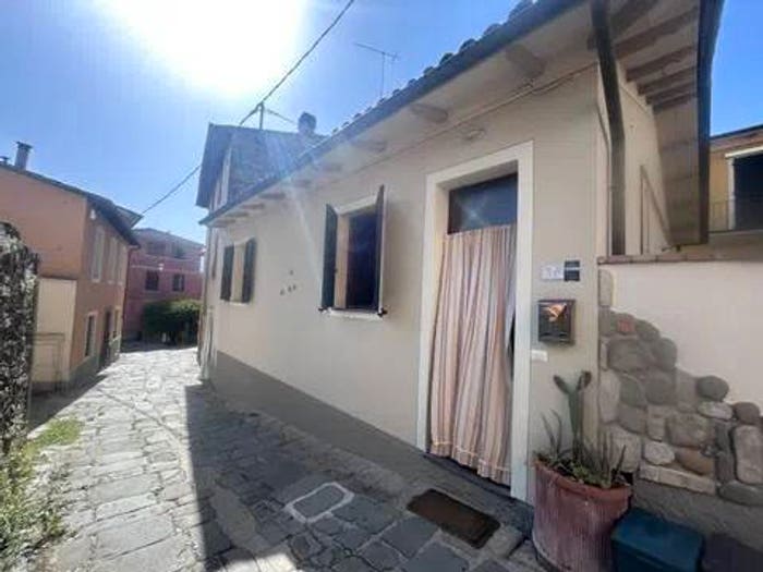 Casa quadrilocale in vendita in Via Del Giardino SNC, Centro, Barga
