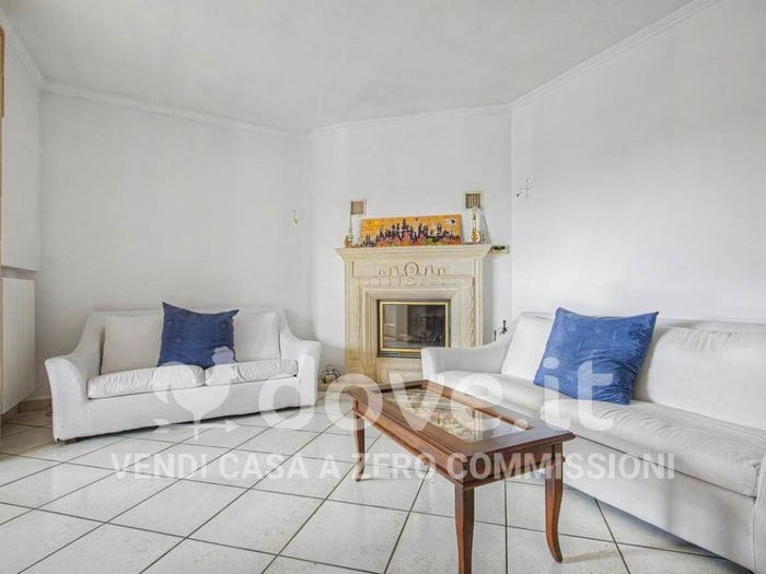 Casa con 5 locali in vendita in Via Appia, Cappuccini, Brindisi