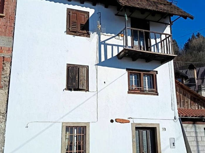 Casa con 5 locali in vendita in Frazione Noiaretto, Tualis, Comeglians