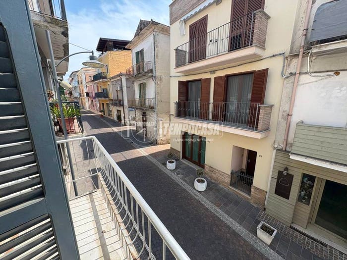 Casa con 6 locali in vendita in Via Roma, Centro, Miglianico