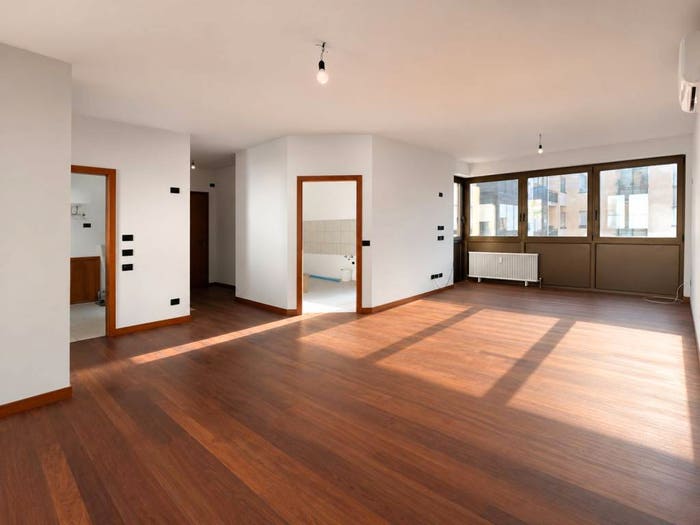 Appartamento quadrilocale in vendita in Viale Dante Alighieri, Centro, Riva del Garda