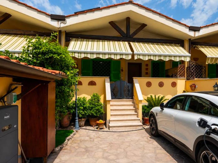Casa con 5 locali in vendita in Via Sesto San Giovanni, Dragona, Roma