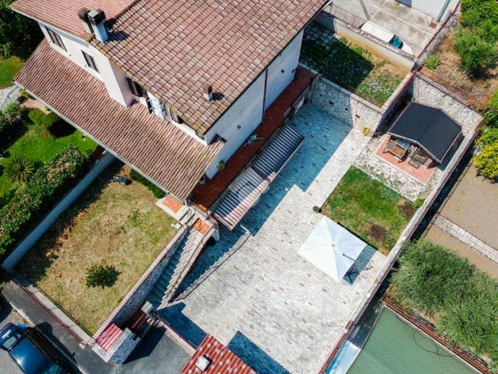 Casa con 6 locali in vendita in Via Garigliano, Centro, Mentana