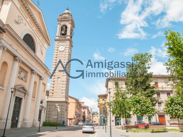 Appartamento con 6 locali in vendita in Via Borgo Palazzo, Borgo Palazzo, Bergamo