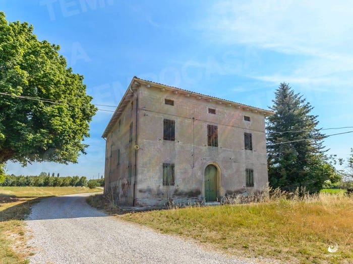 Casa con 6 locali in vendita in Via Boschi, Malalbergo