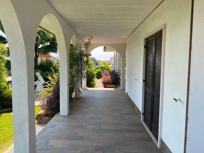 Casa con 6 locali in vendita in Via Umberto I, Centro, Bovolone