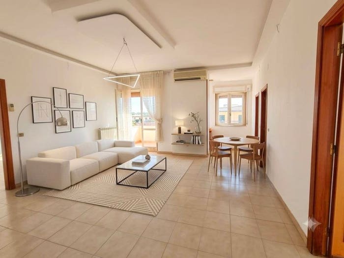 Appartamento trilocale in vendita in Via dell'Auriga, Soccavo, Napoli
