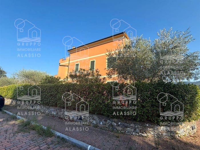 Appartamento quadrilocale in vendita in Centro, Villanova d'Albenga