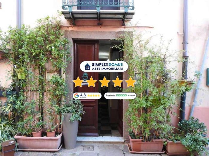 Appartamento con 6 locali in vendita in Corso Vittorio Emanuele II, Centro, Bosa