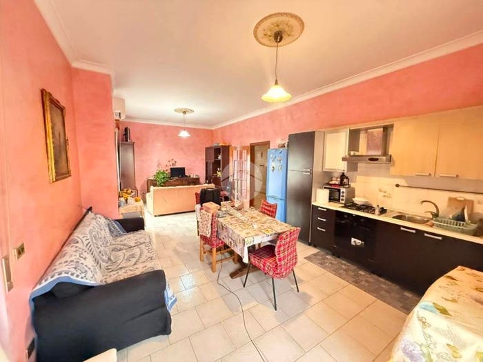 Appartamento quadrilocale in vendita in Via giorgio perlasca, Centro, Acerra
