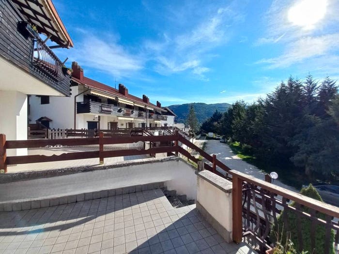 Appartamento quadrilocale in vendita in Via del Rosario, Spogna Spognetta, Lucoli