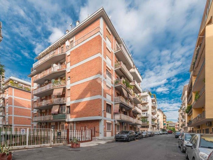 Appartamento trilocale in vendita in Via Pier Luigi Sagramoso, Camilluccia Farnesina, Roma