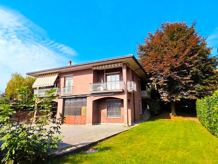Casa con 5 locali in vendita in Centro, Montorfano